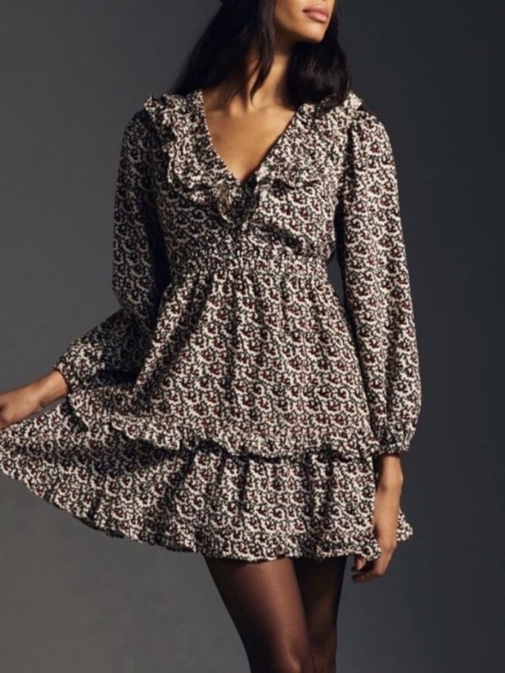 Pilcro Anthropologie ruffle neck Tiered
Corduroy Dress Size medium v-neck pocket